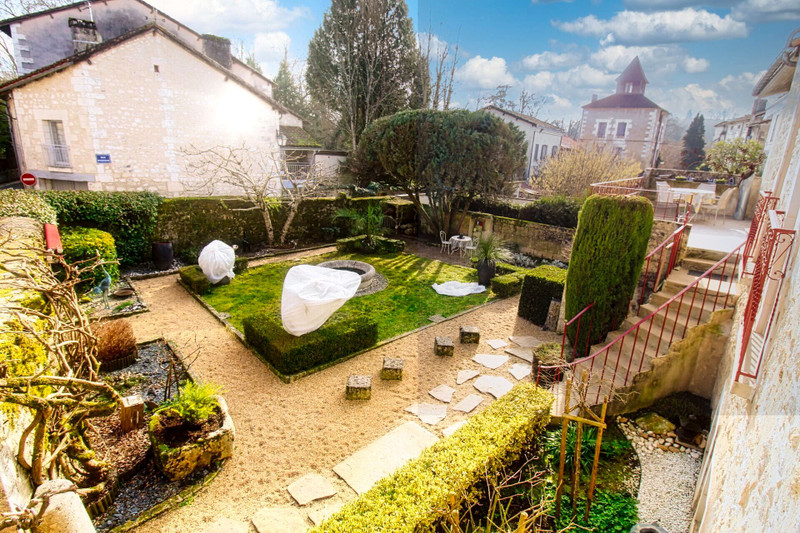 House for sale in Brantôme en Périgord Dordogne In the island of