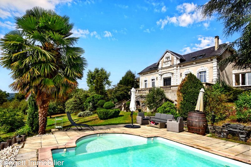 French property for sale in Allassac, Corrèze - €445,200 - photo 1
