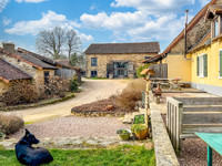 Maison à vendre à Mialet, Dordogne - 720.800 € - photo 1