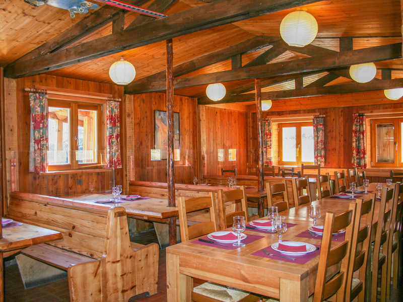 Commercial for sale in Vars HautesAlpes Rare opportunity to own a