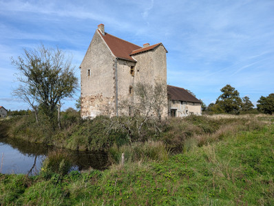 house for sale in Indre