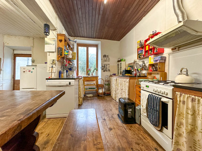 French property for sale in Beauvais-sur-Matha, Charente-Maritime - €74,250 - photo 1