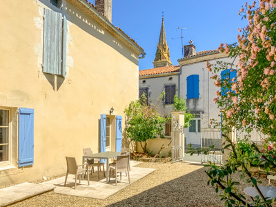 Maison à vendre à Sos, Lot-et-Garonne, Aquitaine, avec Leggett Immobilier