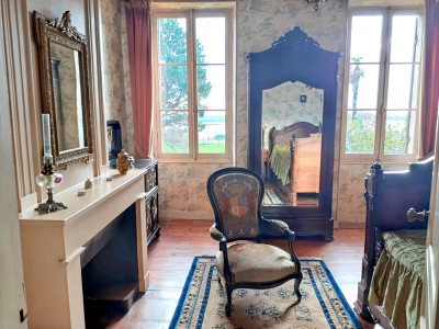 French property for sale in Bourg, Gironde - €498,200 - photo 8