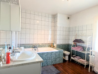 Maison à vendre à Champagnac-la-Rivière, Haute-Vienne - 162.410 € - photo 7