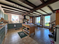 Maison à vendre à Charmé, Charente - 224 700 € - photo 8