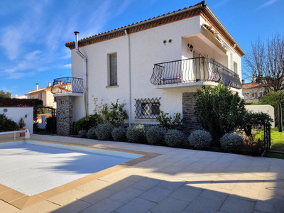 Maison à vendre à Saint-Génis-des-Fontaines, Pyrénées-Orientales, Languedoc-Roussillon, avec Leggett Immobilier