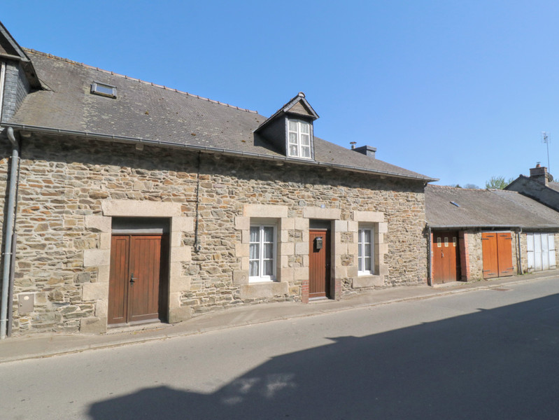 French property for sale in Ploëzal, Côtes-d'Armor - €141,700 - photo 10