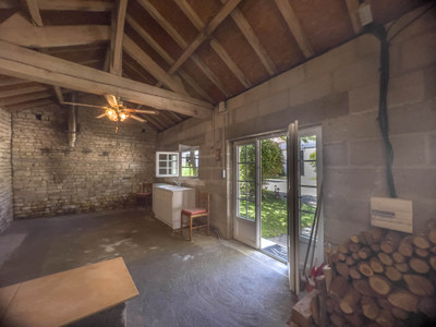 French property for sale in Douzat, Charente - €349,900 - photo 5