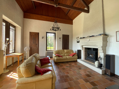 French property for sale in Melle, Deux-Sèvres - €249,952 - photo 6