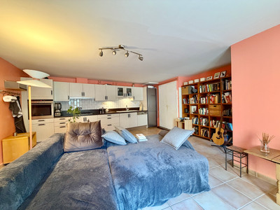 French property for sale in Estoher, Pyrénées-Orientales - €230,000 - photo 9
