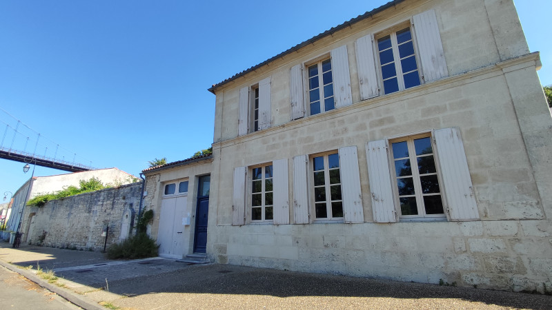 French property for sale in Tonnay-Charente, Charente-Maritime - €345,000 - photo 6