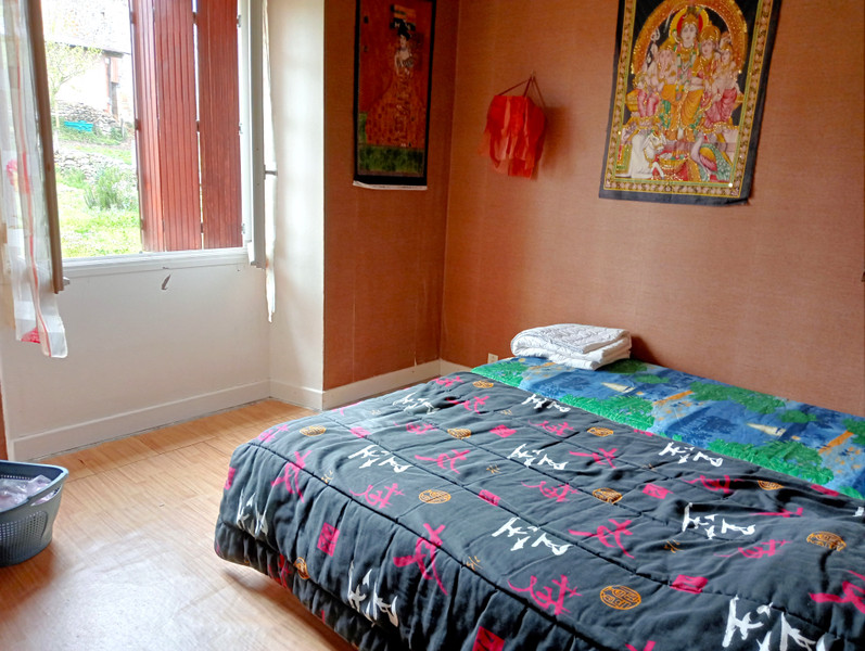 French property for sale in Saint-Privat, Corrèze - €85,800 - photo 2