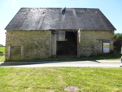Grange à vendre à Vareilles, Creuse, Limousin, avec Leggett Immobilier