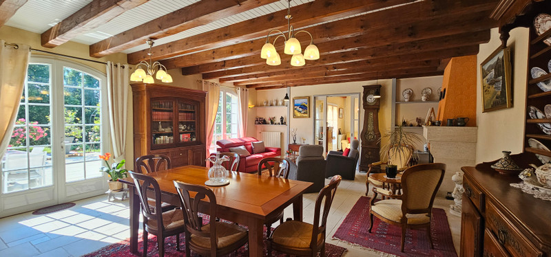 French property for sale in Longèves, Vendée - €380,000 - photo 4