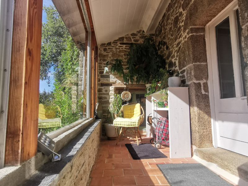 French property for sale in Peillac, Morbihan - €298,500 - photo 2