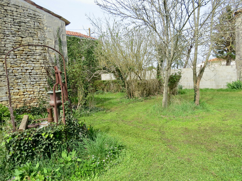 French property for sale in Sainte-Même, Charente-Maritime - €88,000 - photo 8