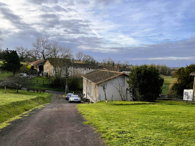 French property for sale in Confolens, Charente - €165,500 - photo 13