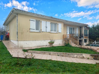 Propriété à vendre à Villebois-Lavalette, Charente - 138 000 € - photo n°2