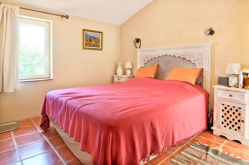 French property for sale in Apt, Vaucluse - €767,000 - photo 5