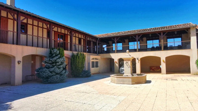 French property for sale in Graulhet, Tarn - €730,000 - photo 2