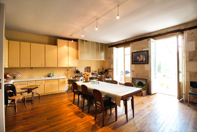 French property for sale in Ruffec, Charente - €199,800 - photo 5