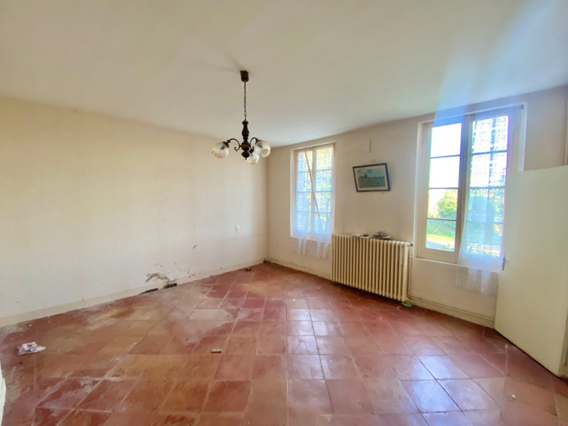 French property for sale in Saint-Nicolas-de-la-Grave, Tarn-et-Garonne - €138,000 - photo 6