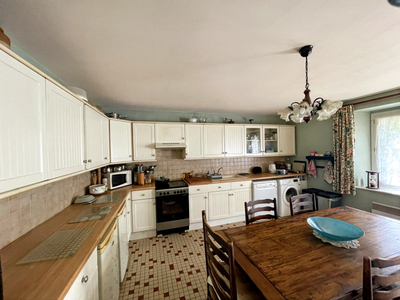 French property for sale in Saint-Connan, Côtes-d'Armor - €128,075 - photo 3