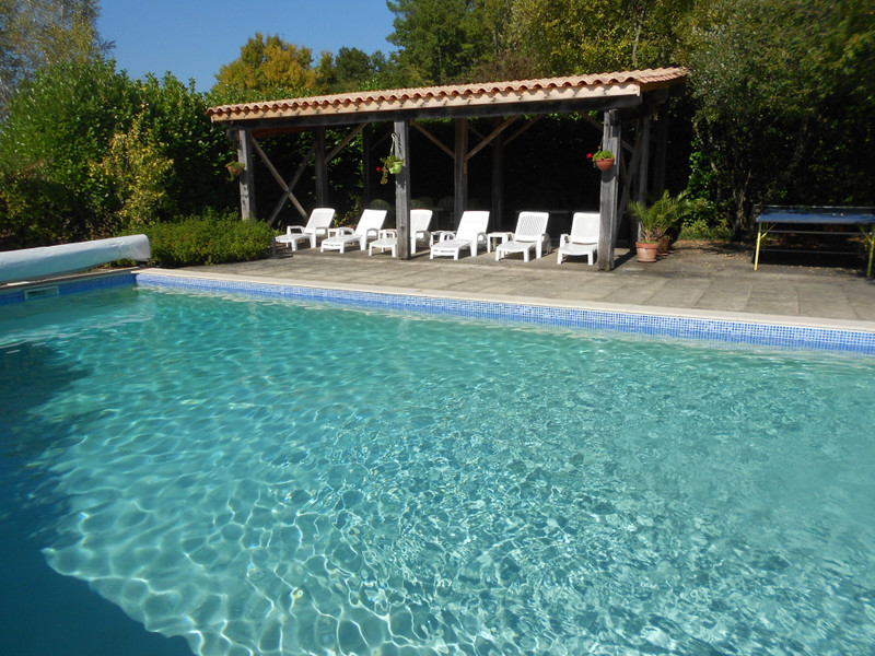 French property for sale in Saint-Méard-de-Gurçon, Dordogne - €387,500 - photo 4