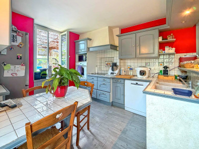 French property for sale in Terrasson-Lavilledieu, Dordogne - €334,000 - photo 3