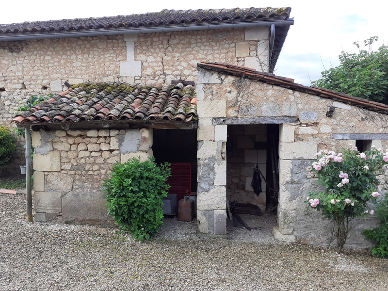 French property for sale in Saint-Maigrin, Charente-Maritime - &#8364;205,200 - photo 10