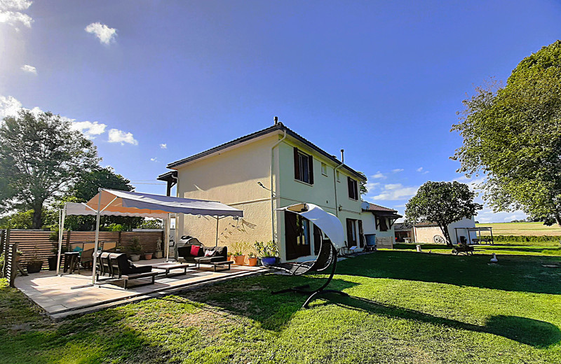 French property for sale in Saint-Martial-Viveyrol, Dordogne - €267,500 - photo 8