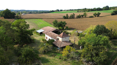 French property for sale in Montauriol, Lot-et-Garonne - €241,000 - photo 2