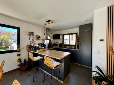 French property for sale in Saint-Ambroix, Gard - €363,000 - photo 5
