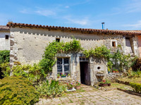 Propriété à vendre à Champagné-le-Sec, Vienne - 145 000 € - photo n°3