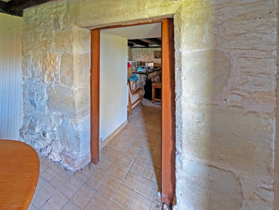 French property for sale in Hautefort, Dordogne - €143,000 - photo 5