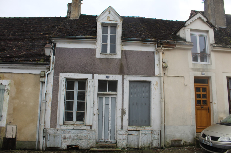 Maison à vendre à Mamers, Sarthe - 20 000 € - photo 1