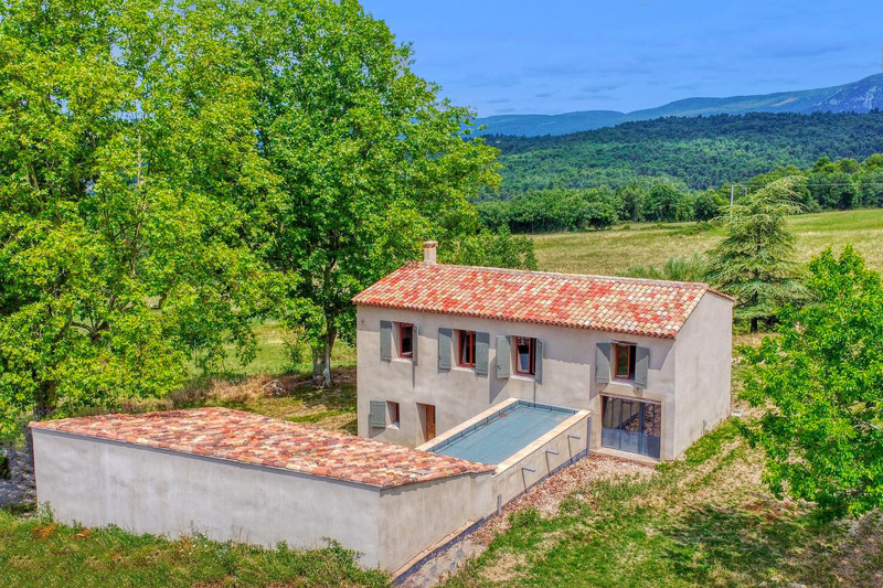 French property for sale in Apt, Vaucluse - €685,000 - photo 9