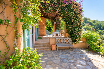 French property for sale in Le Lavandou, Var - €3,000,000 - photo 1