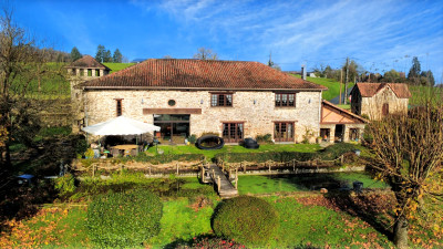 Maison à vendre à Saint-Yrieix-la-Perche, Haute-Vienne, Limousin, avec Leggett Immobilier