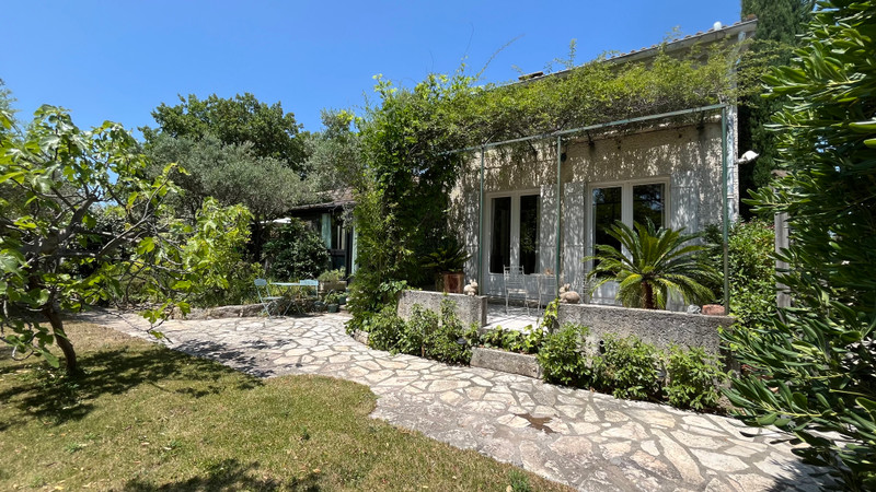 French property for sale in Châteauneuf-de-Gadagne, Vaucluse - €575,000 - photo 3