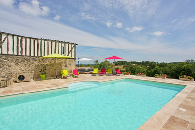 Beautiful 5 bed farmhouse with guest cottage and pool close to  Lauzun, Eymet and 30m from Bergerac