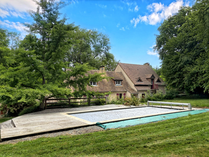 Propriété à vendre à Lombron, Sarthe - 425 000 €