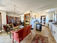 Propriété à vendre à Massignac, Charente - 165 000 € - photo n°2