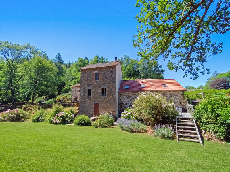 French property for sale in Aubusson, Creuse - €499,900 - photo 14