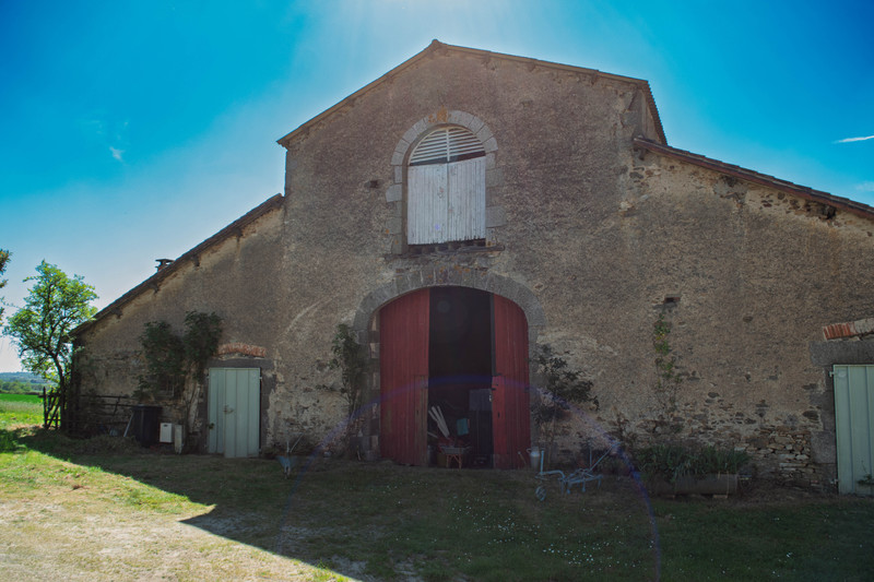 Propriété à vendre à Terval, Vendée - 108 791 €