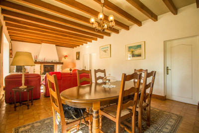 French property for sale in Angoulême, Charente - €374,500 - photo 6