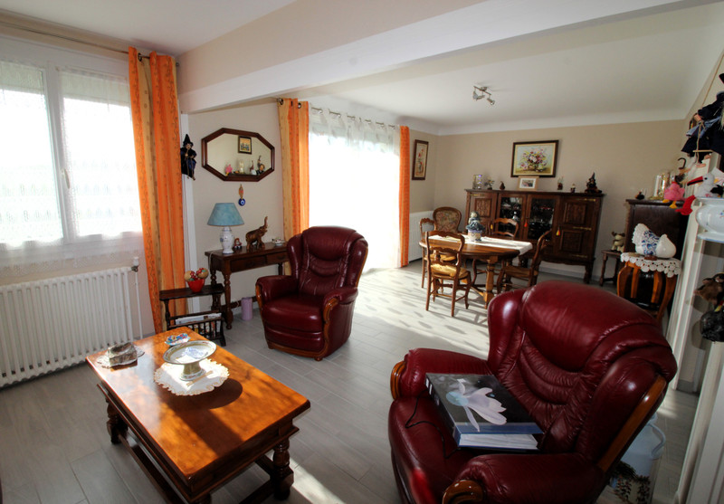 French property for sale in Ruffec, Charente - €152,600 - photo 3