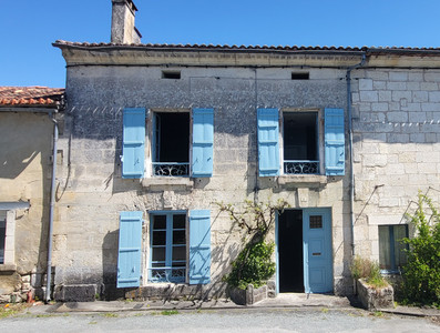 Maison à vendre à La Tour-Blanche-Cercles, Dordogne, Aquitaine, avec Leggett Immobilier