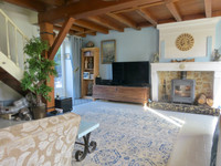 Maison à vendre à Saint-Savinien, Charente-Maritime - 235 400 € - photo 3